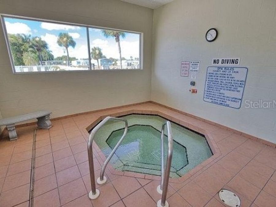 Property Image 100
