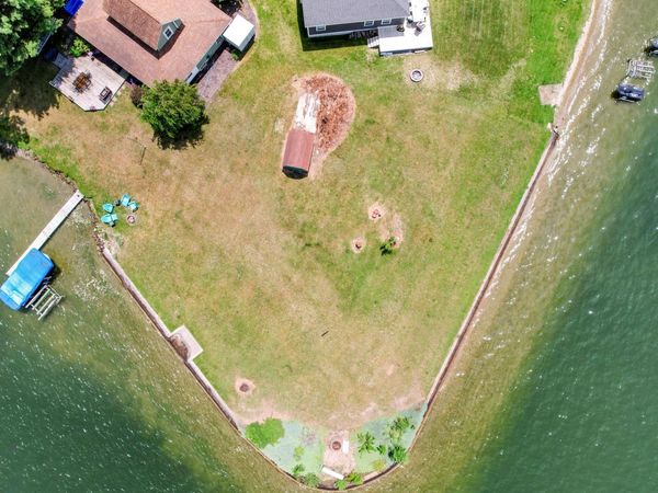 Wildwood Road, Quincy, MI 49082