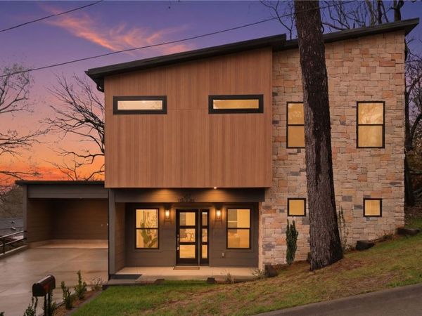 567 Blair Avenue, Fayetteville, AR 72701