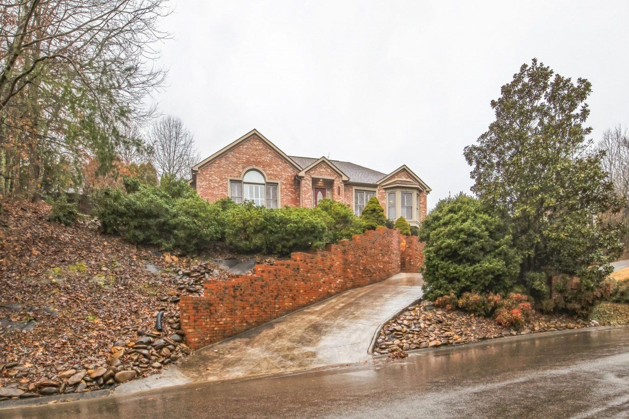 2801 Maple Hollow Lane, Knoxville, TN 37931 Main Photo