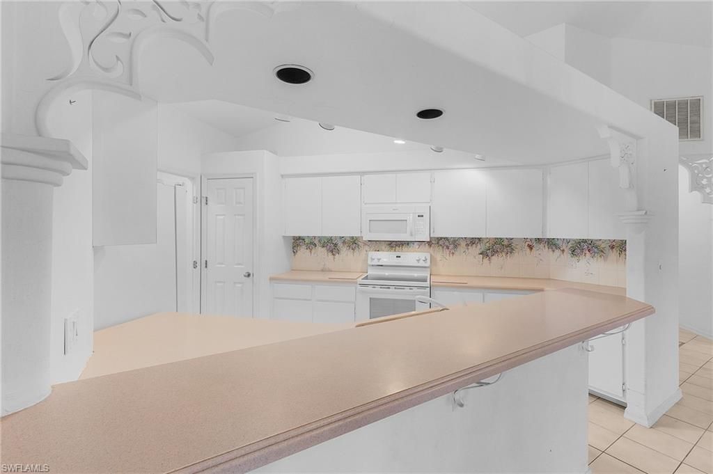 9439 Palm Island Cir, North Fort Myers, FL 33903 Photo