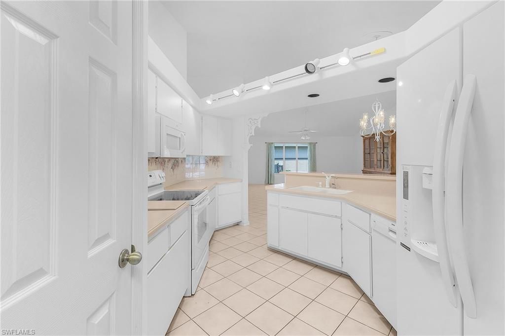 9439 Palm Island Cir, North Fort Myers, FL 33903 Photo