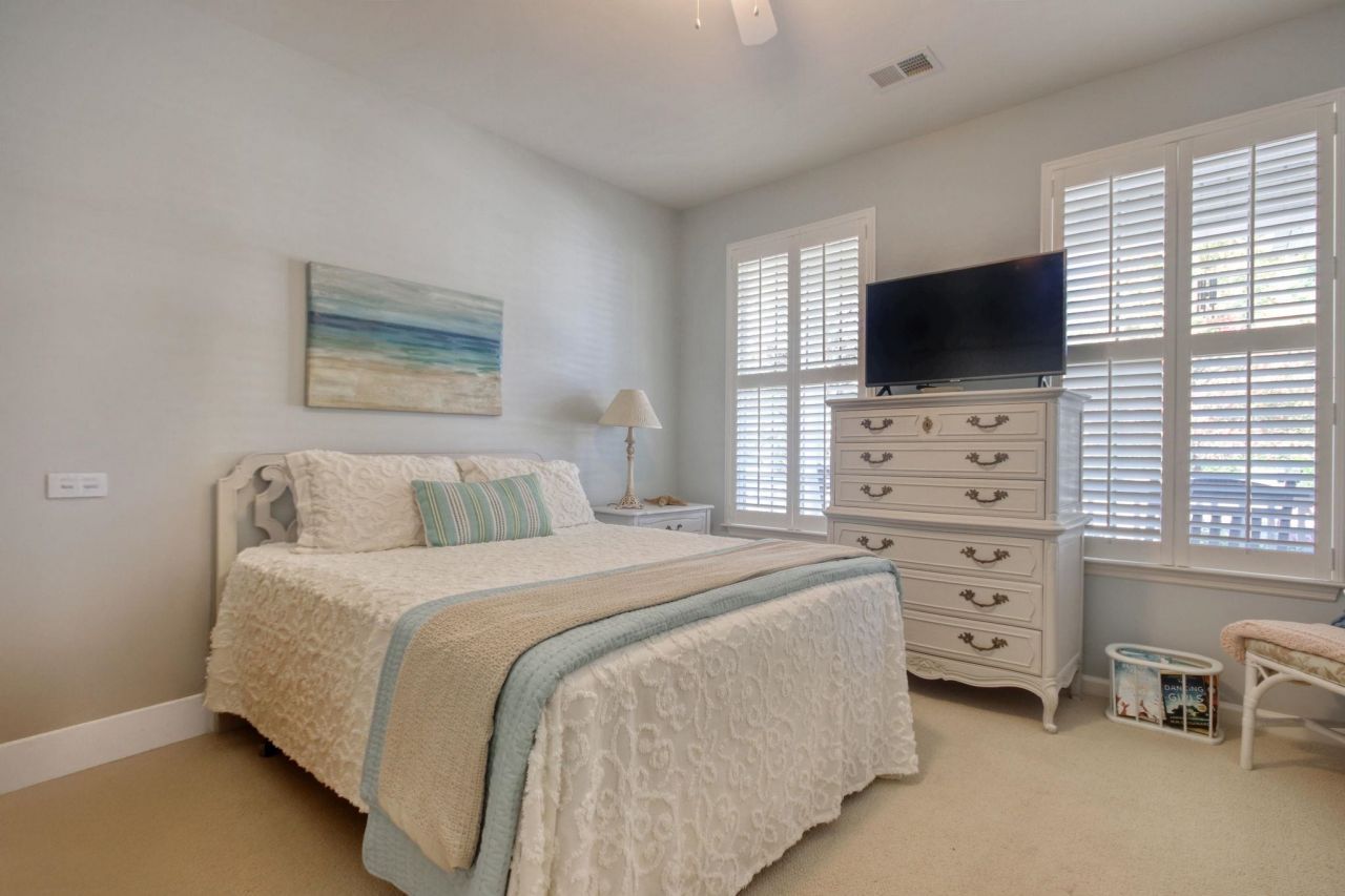 414 Grand Cypress Way Photo 6