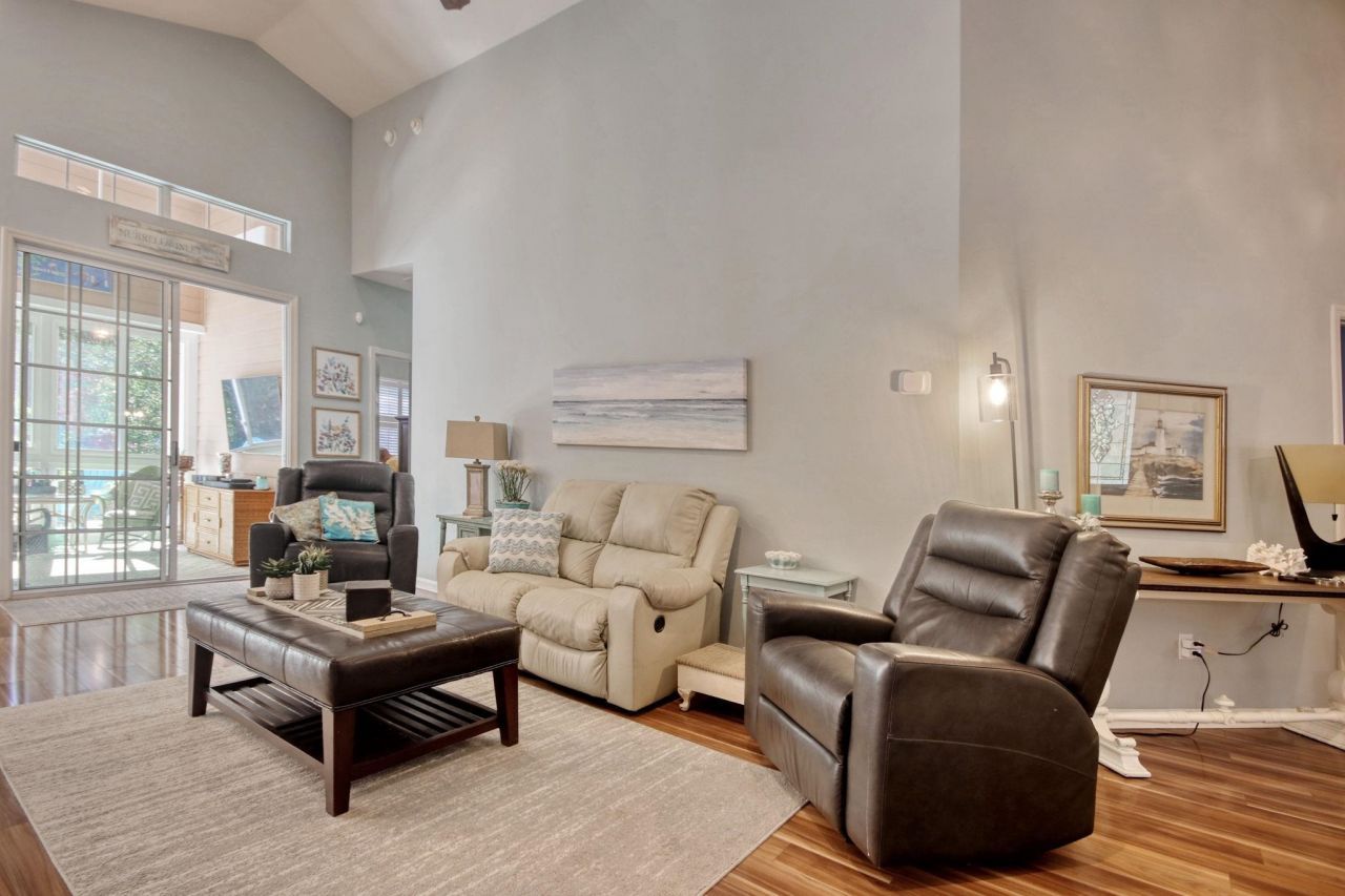 414 Grand Cypress Way Photo 9