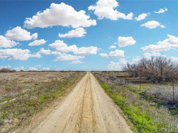 11484 Corcoran Road, Wasco, CA 93280