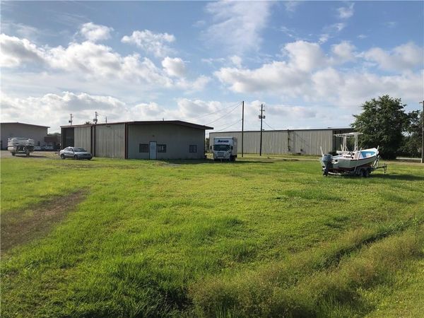 8701 Bellingrath Road, Theodore, AL 36582