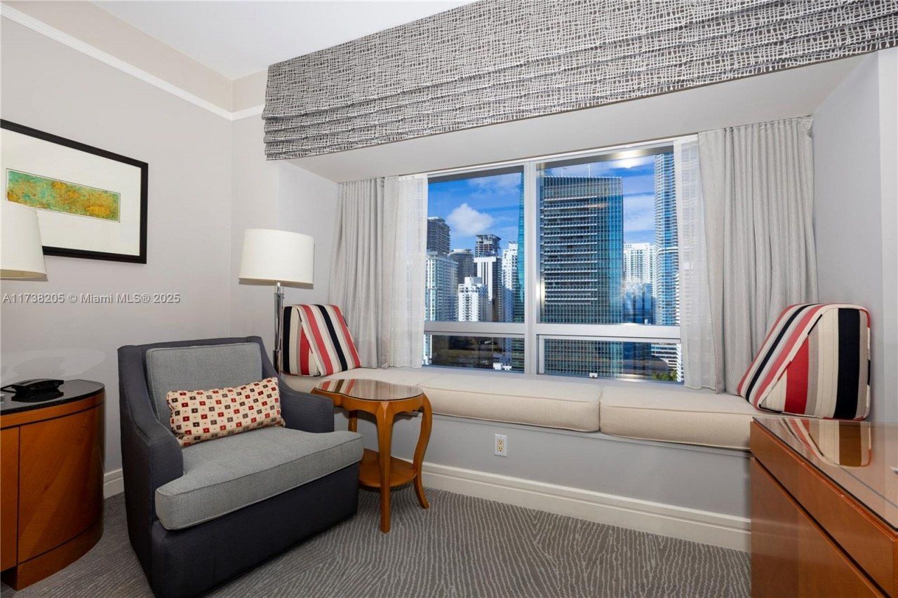 1435 Brickell Ave, Unit 3010, Miami, FL 33131 Photo