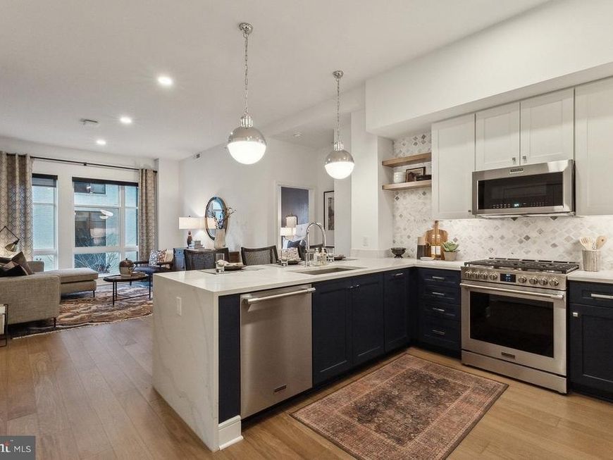 8015 Old Georgetown Road, Bethesda, MD 20814 Main Photo