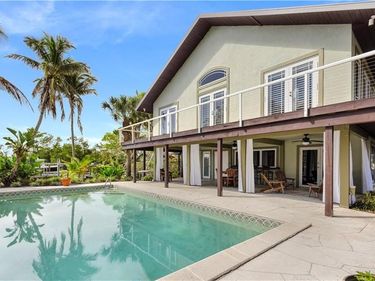 1307 Isabel DR, SANIBEL, FL 33957