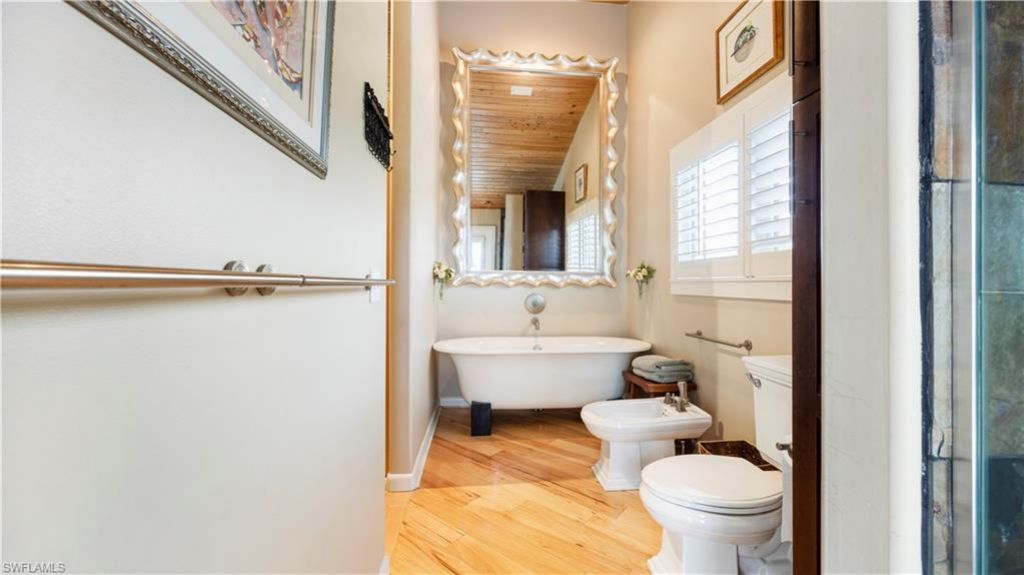 1307 Isabel Dr, Sanibel, FL 33957 Photo