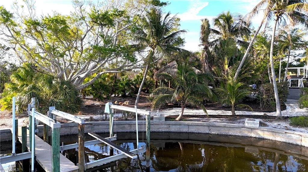 1307 Isabel Dr, Sanibel, FL 33957 Photo