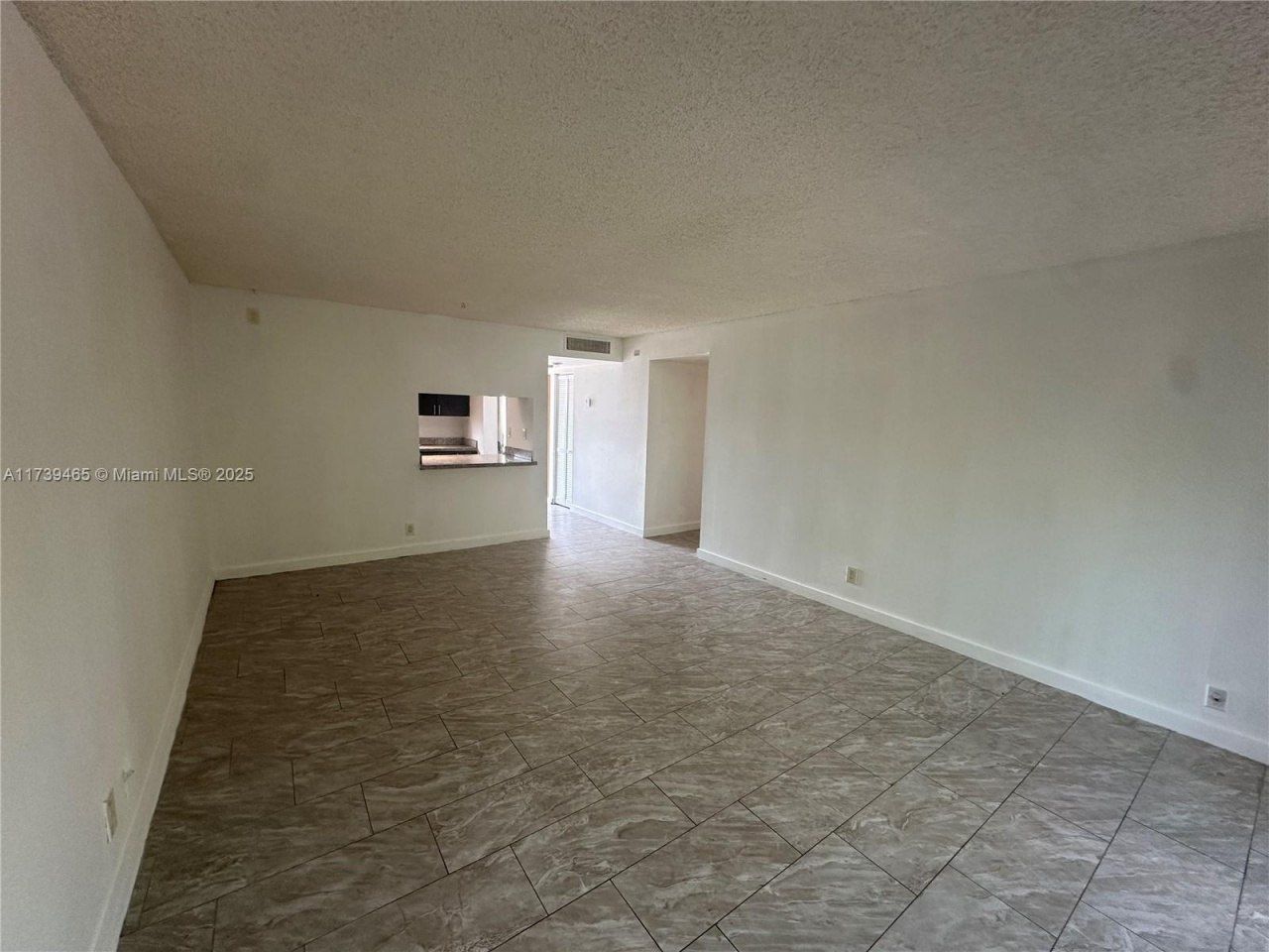 2050 N Congress Ave, Unit 209, West Palm Beach, FL 33401 Photo
