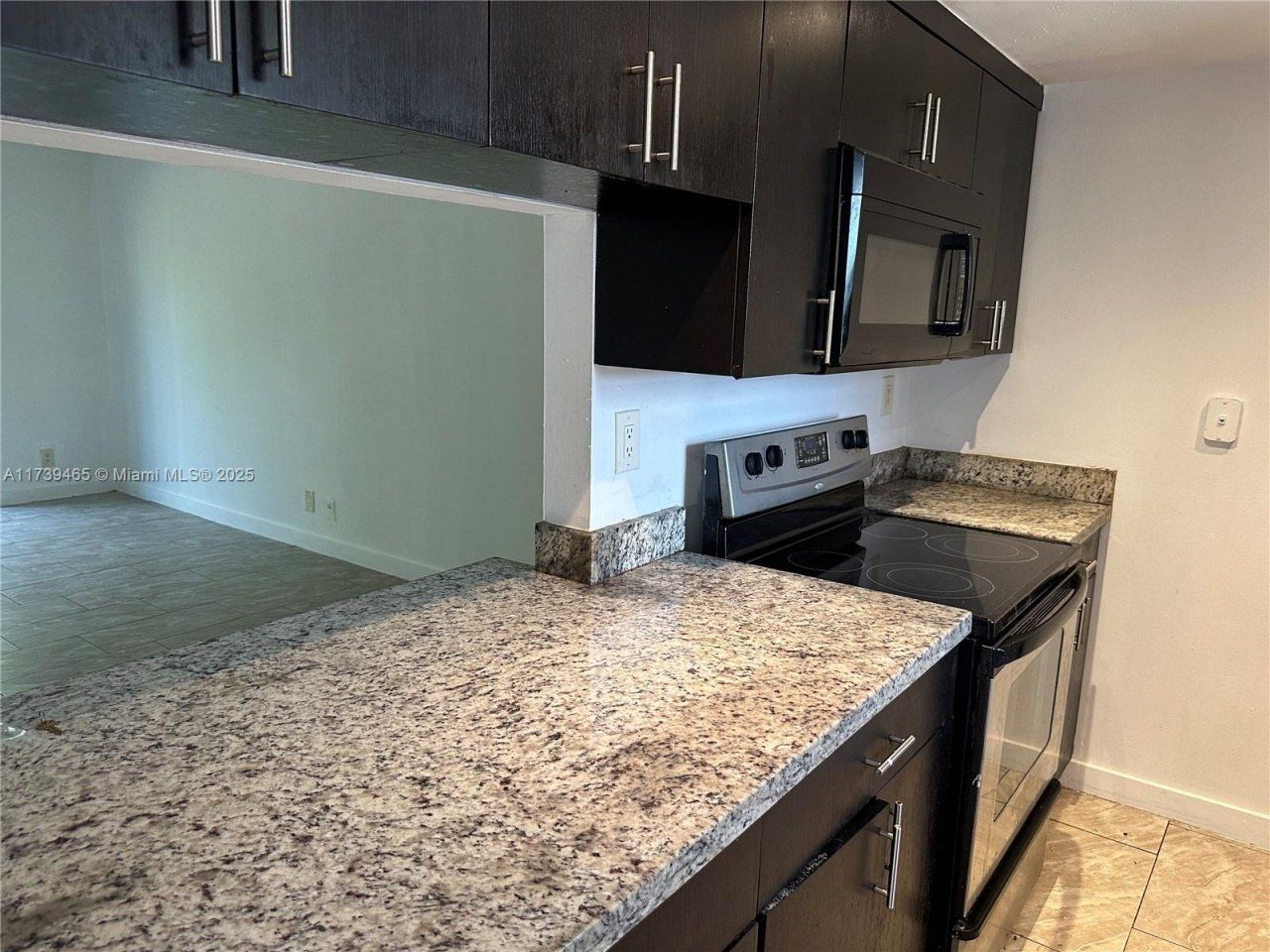 2050 N Congress Ave, Unit 209, West Palm Beach, FL 33401 Photo