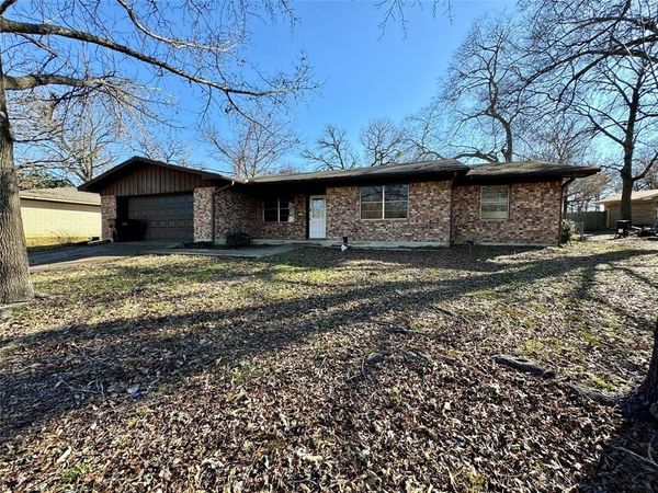 1314 Forrest Drive, Canton, TX 75103