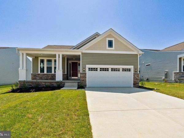 15 GOLDEN RAINTREE COURT, MIDDLETOWN, DE 19709