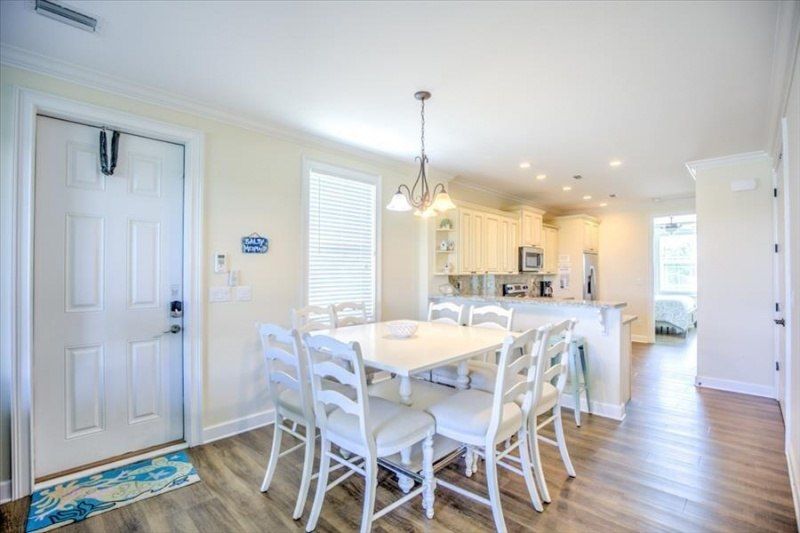 227 Sombrero Beach Road, Unit 1, Marathon, FL 33050 Photo