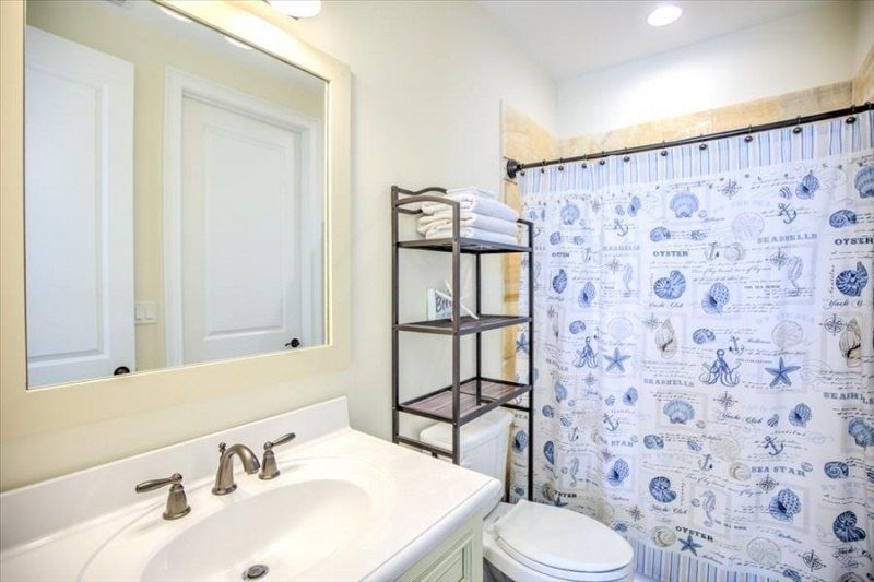 227 Sombrero Beach Road, Unit 1, Marathon, FL 33050 Photo