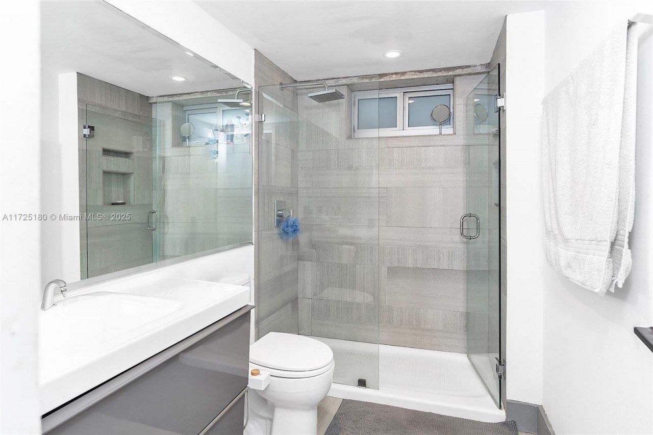 1025 Alton Rd, Unit 602, Miami Beach, FL 33139 Photo