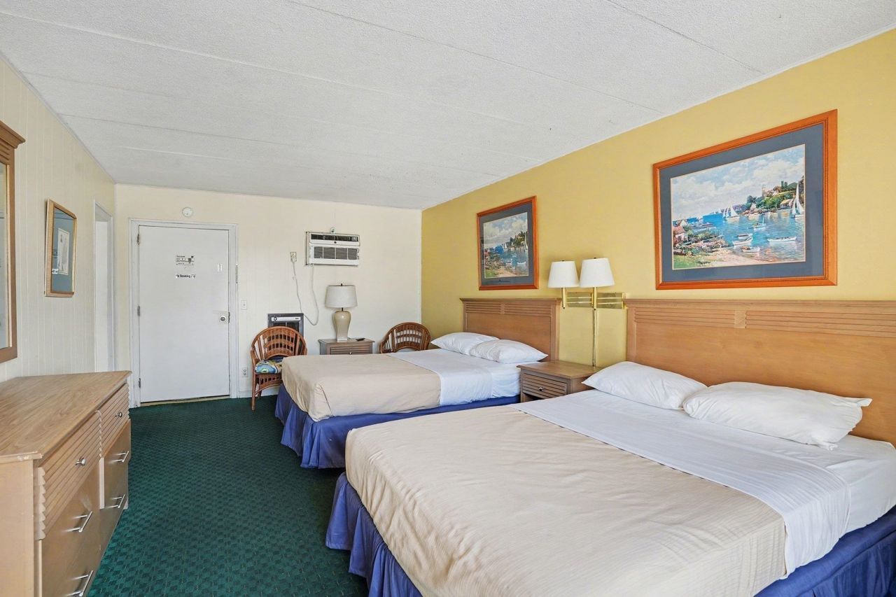 1805 N Ocean Blvd. N Photo 10