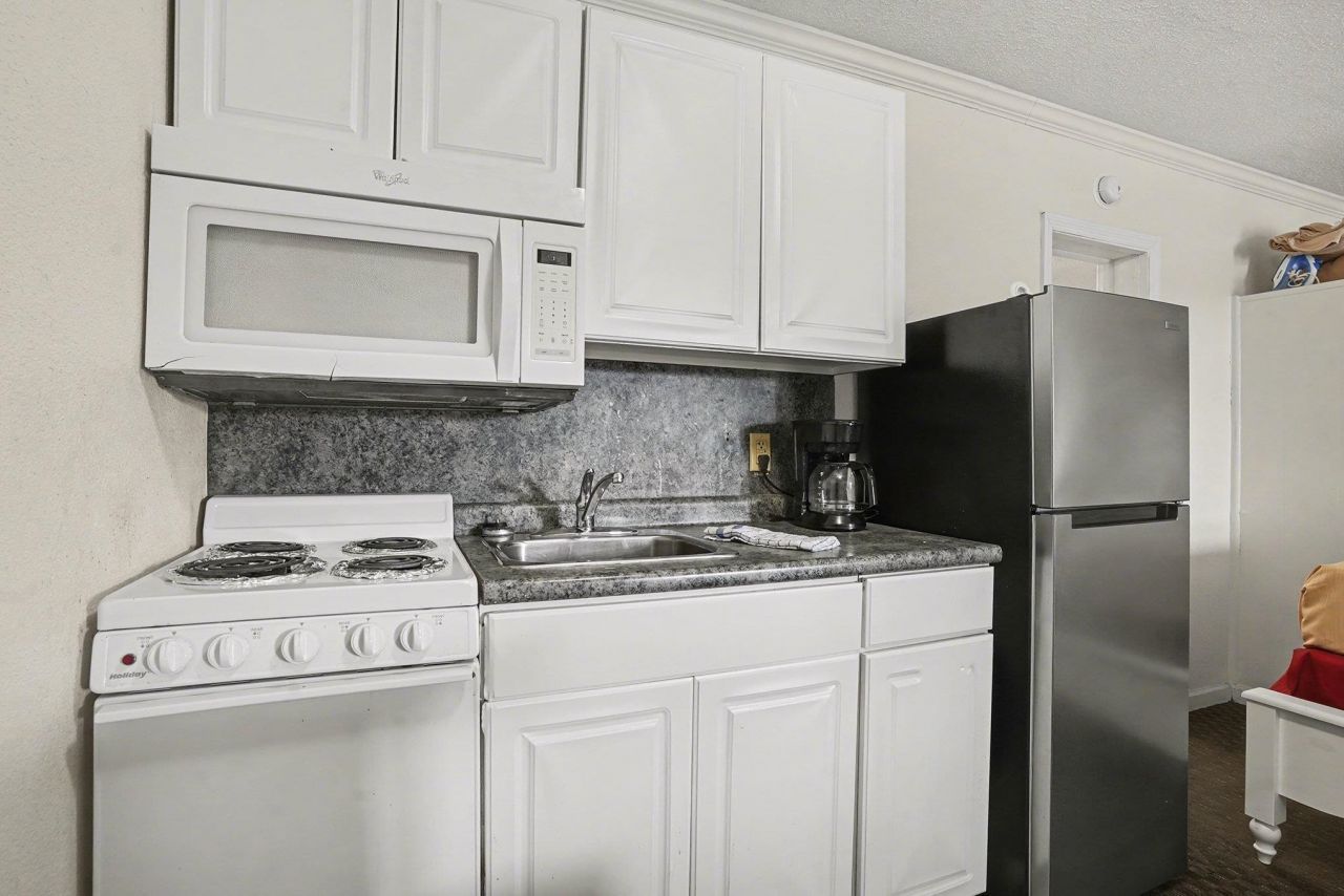 1805 N Ocean Blvd. N Photo 15