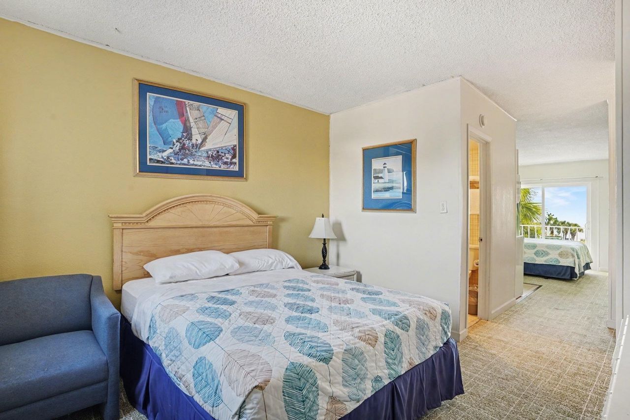 1805 N Ocean Blvd. N Photo 19