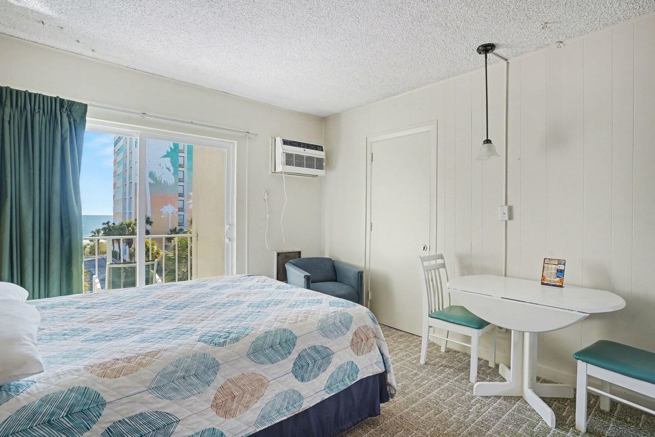 1805 N Ocean Blvd. N Photo 21