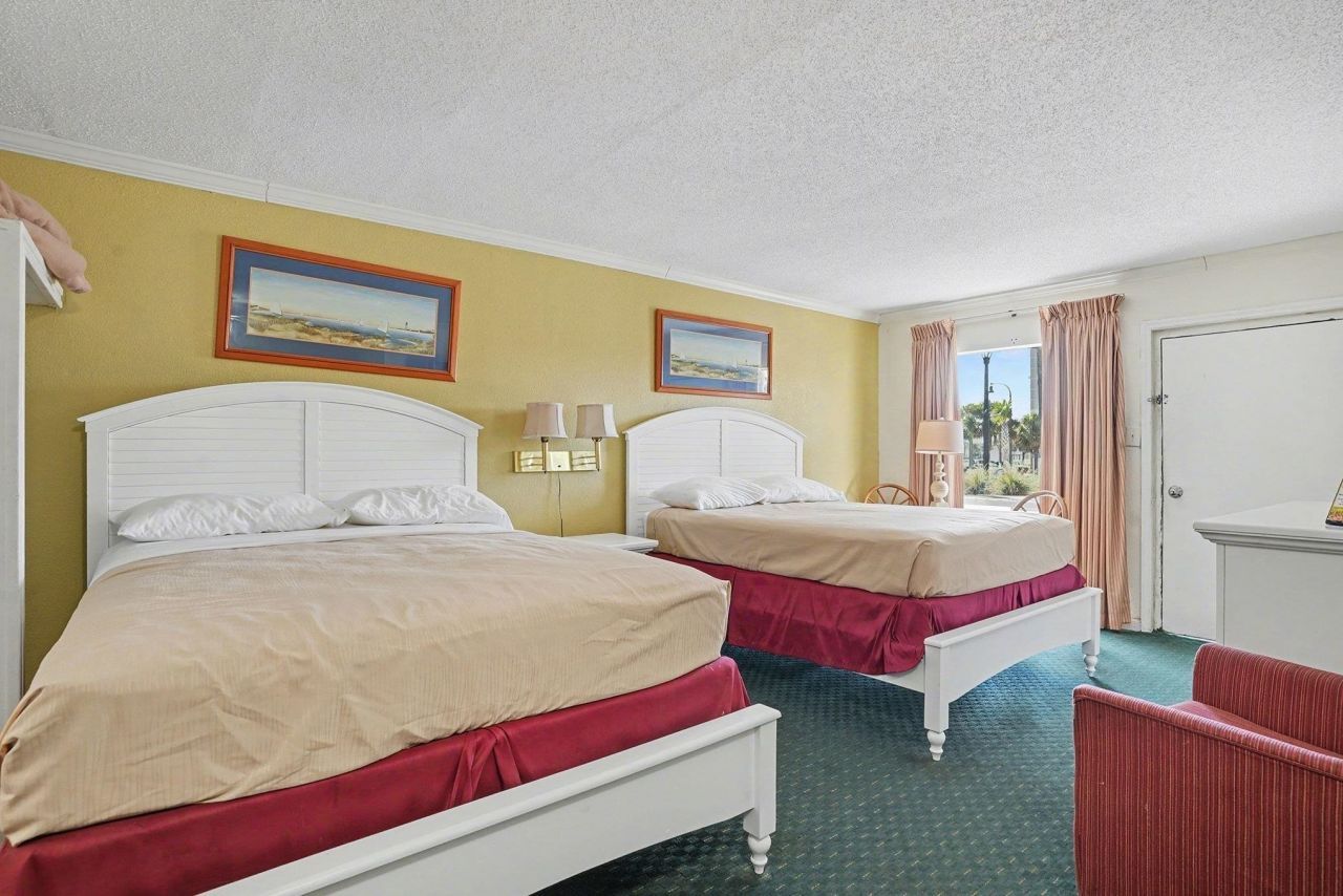 1805 N Ocean Blvd. N Photo 25