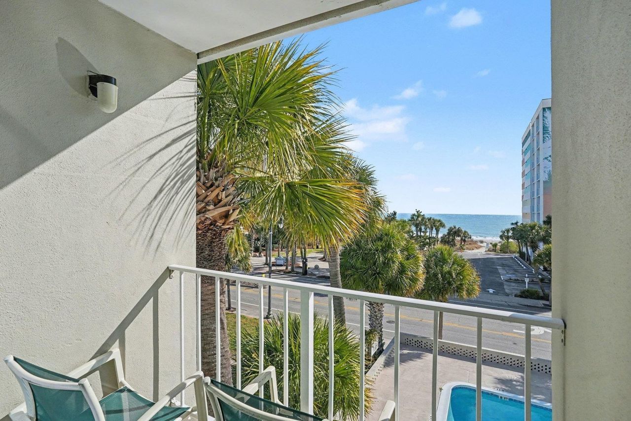 1805 N Ocean Blvd. N Photo 38