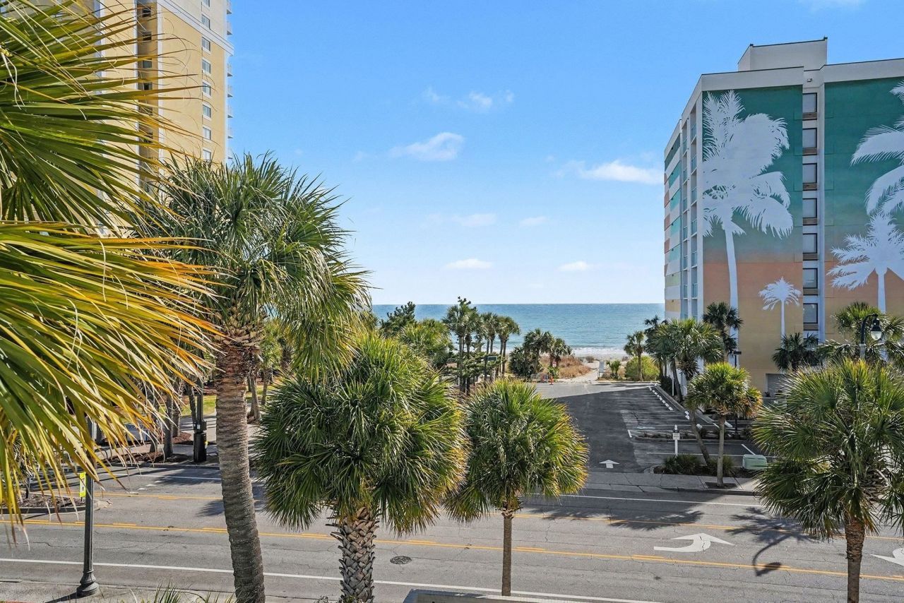 1805 N Ocean Blvd. N Photo 40