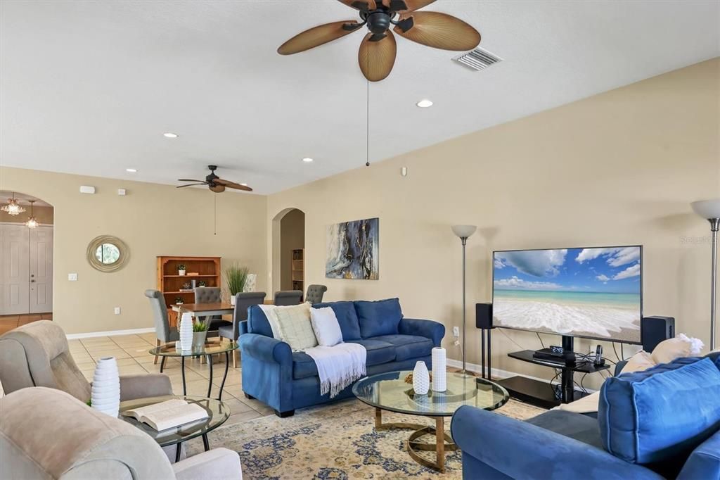 9214 Raes Creek Place, Palmetto, FL 34221 Photo