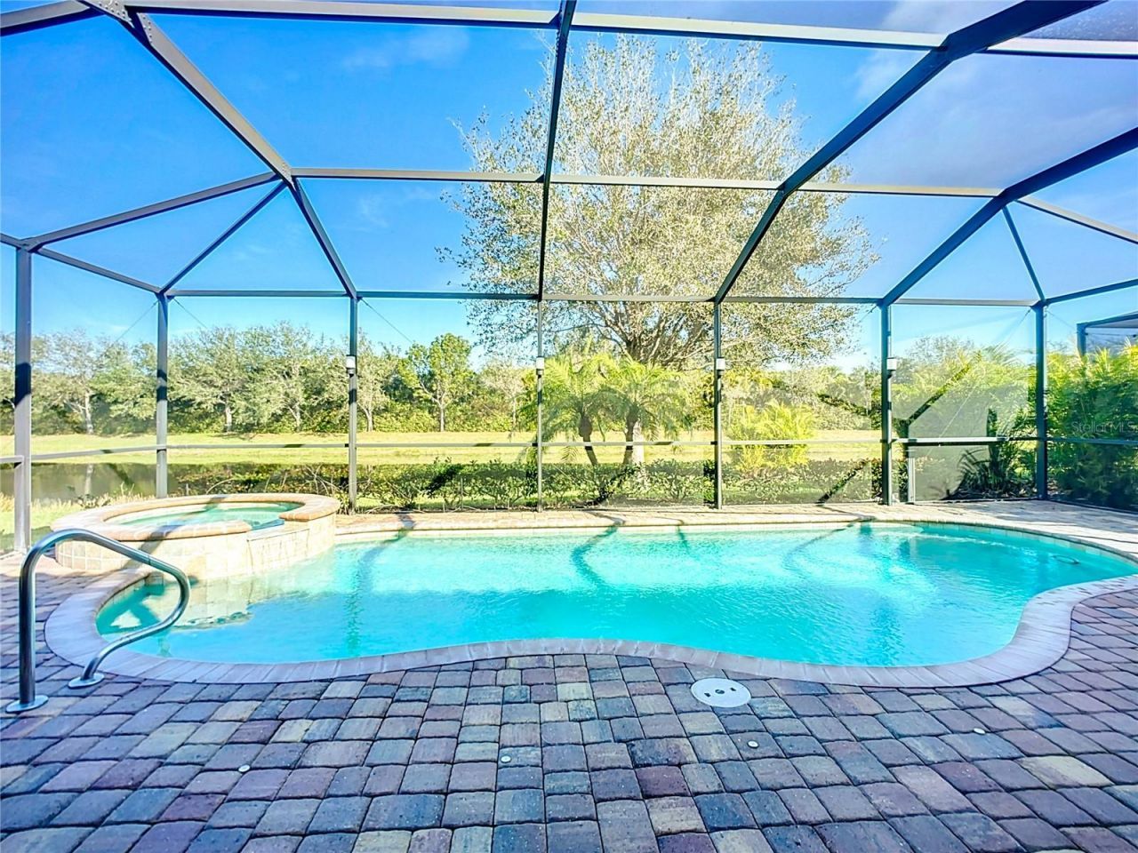 2902 Aviamar Circle, Naples, FL 34114 Photo