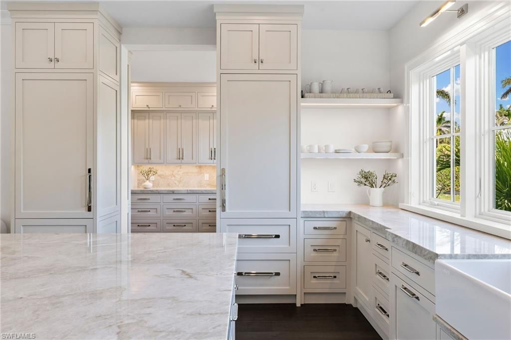 330 Hawser Ln, Naples, FL 34102 Photo