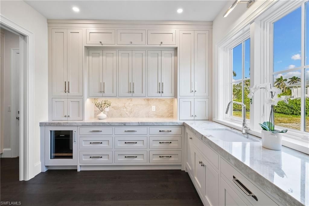 330 Hawser Ln, Naples, FL 34102 Photo