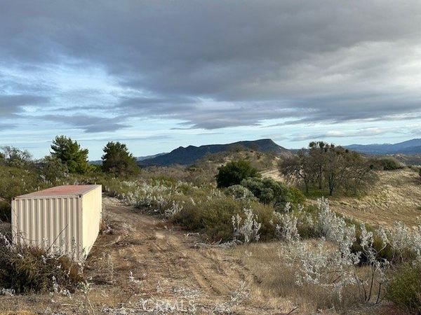 52747 Smith Road, Bradley, CA 93426