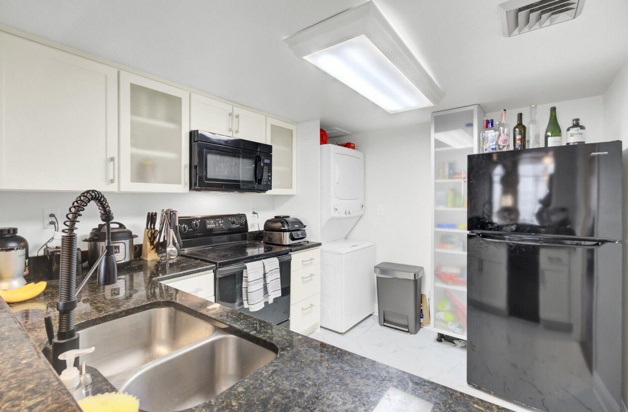 14 Lockwood Drive Photo 4