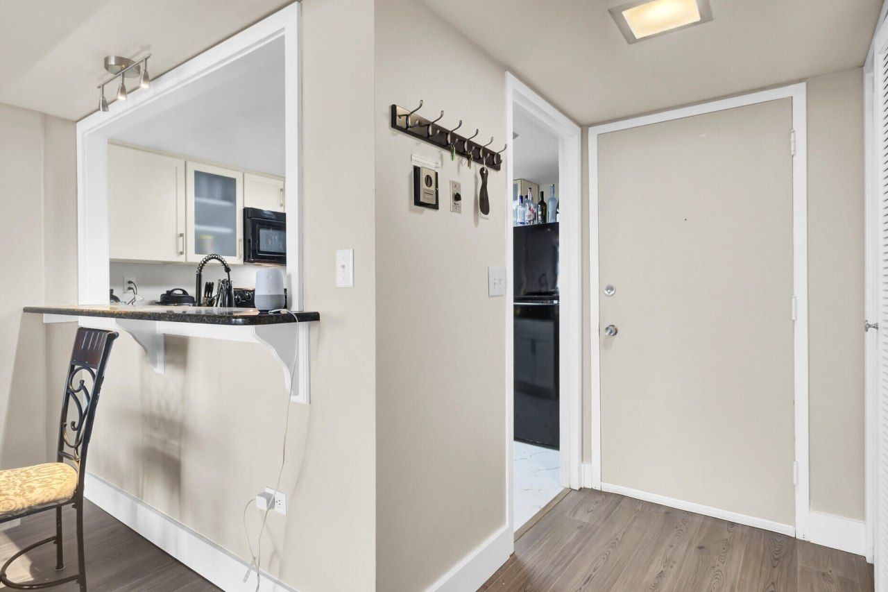 14 Lockwood Drive Photo 7