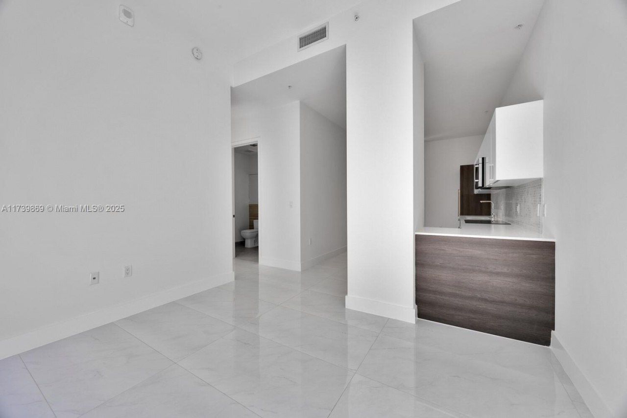 301 Altara Ave, Unit 201, Coral Gables, FL 33146 Photo