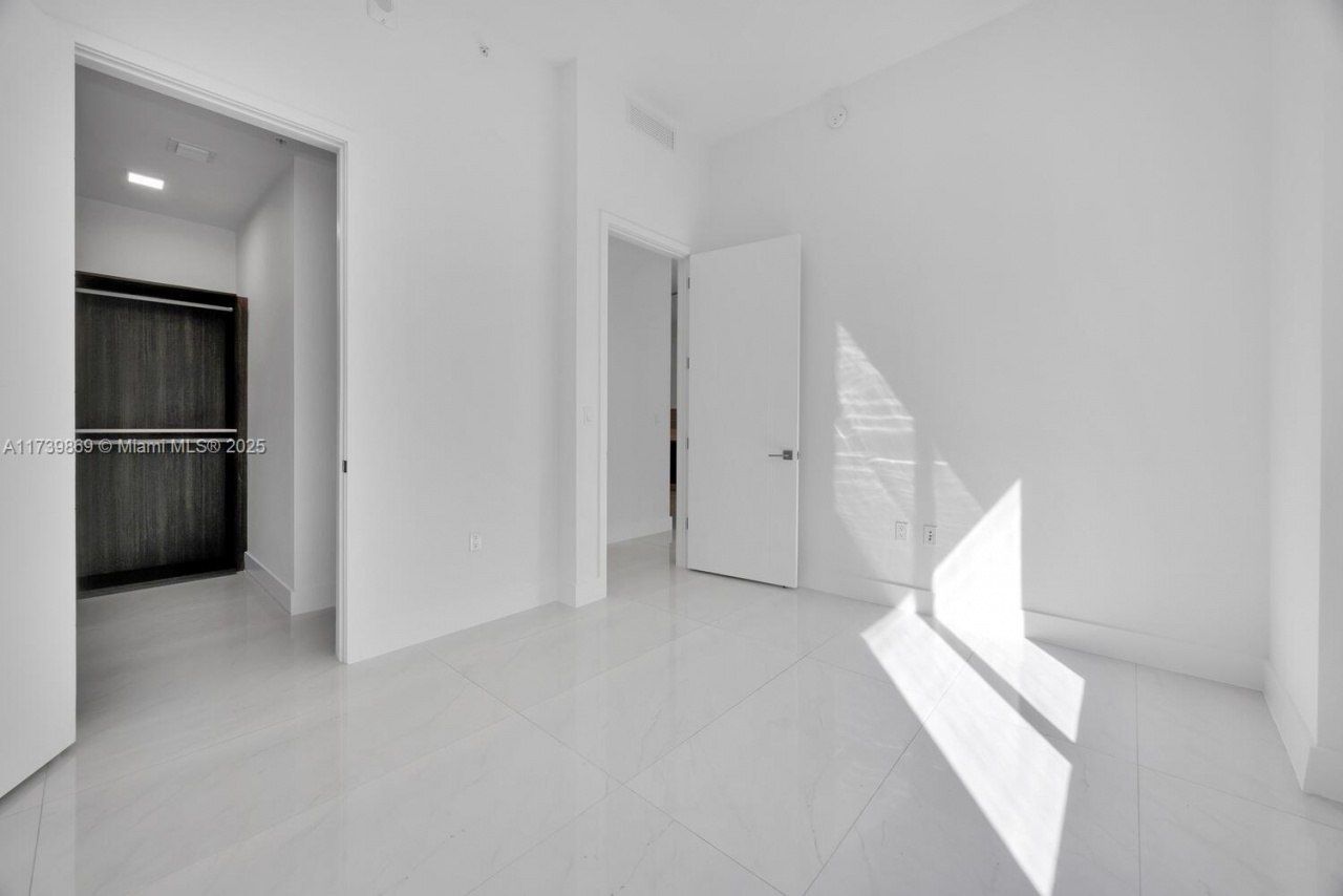 301 Altara Ave, Unit 201, Coral Gables, FL 33146 Photo