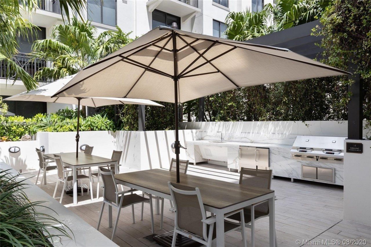 301 Altara Ave, Unit 201, Coral Gables, FL 33146 Photo