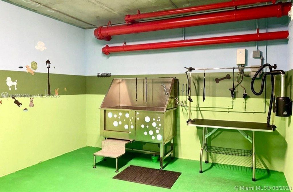 301 Altara Ave, Unit 201, Coral Gables, FL 33146 Photo