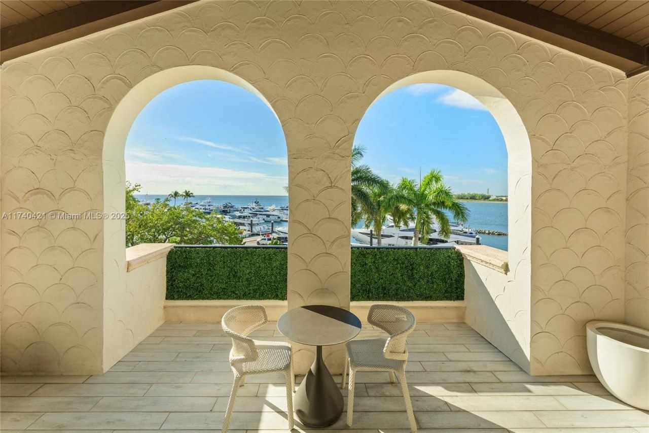 2042 Fisher Island Dr, Unit 2042, Miami Beach, FL 33109 Photo