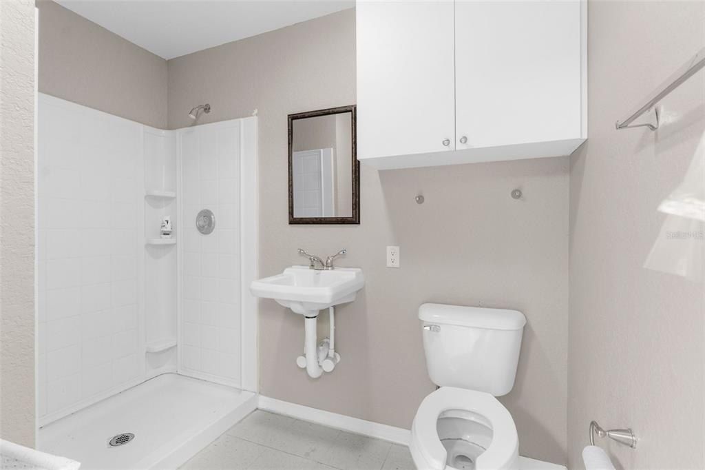 7044 Commercial Way, Weeki Wachee, FL 34613 Photo