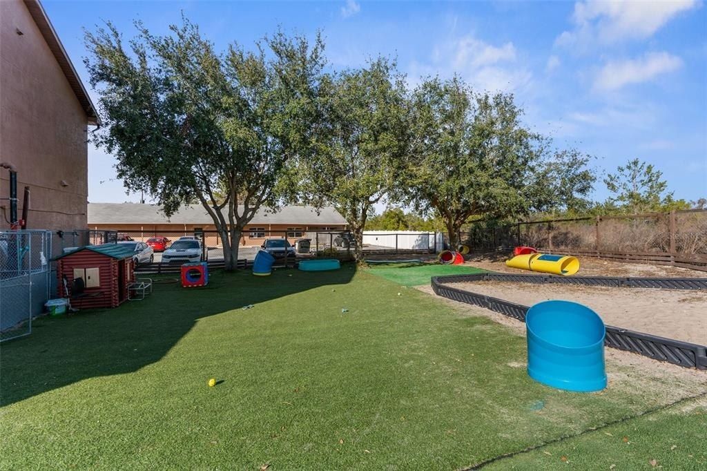 7044 Commercial Way, Weeki Wachee, FL 34613 Photo