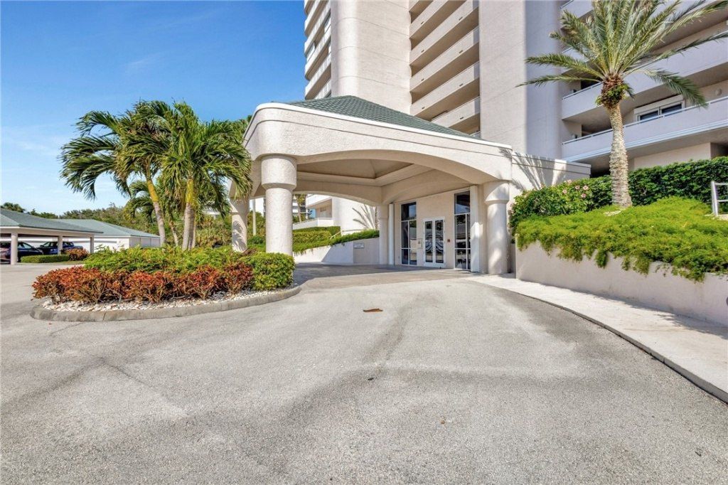 5051 N Highway A1a Boulevard, Unit PENTHOUSE, Hutchinson Island, FL 34949 Photo