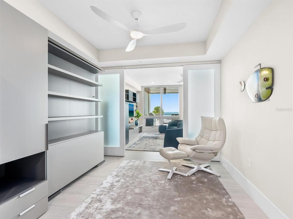 1035 Seaside Drive, Unit 305, Sarasota, FL 34242 Photo