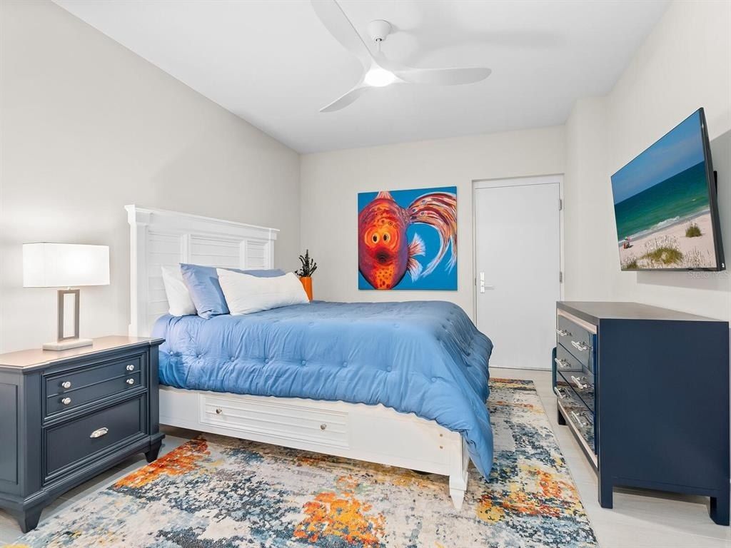 1035 Seaside Drive, Unit 305, Sarasota, FL 34242 Photo