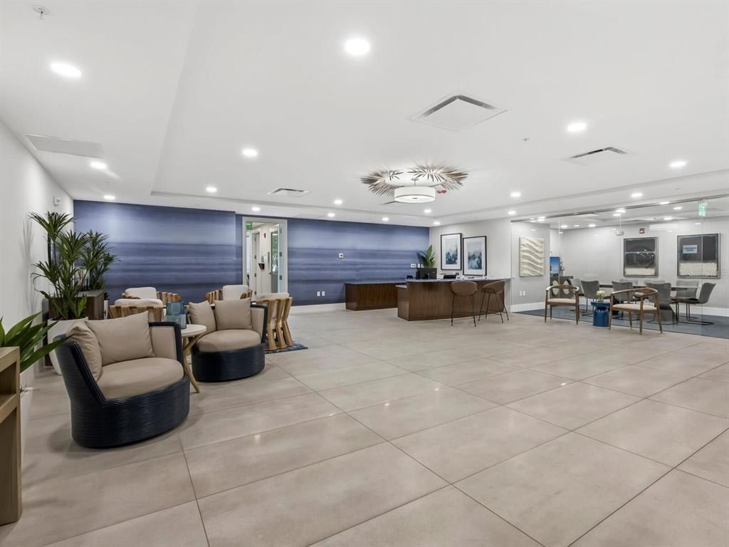 1035 Seaside Drive, Unit 305, Sarasota, FL 34242 Photo