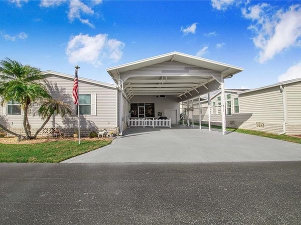 332 FAIRWAY BOULEVARD, FROSTPROOF, FL 33843