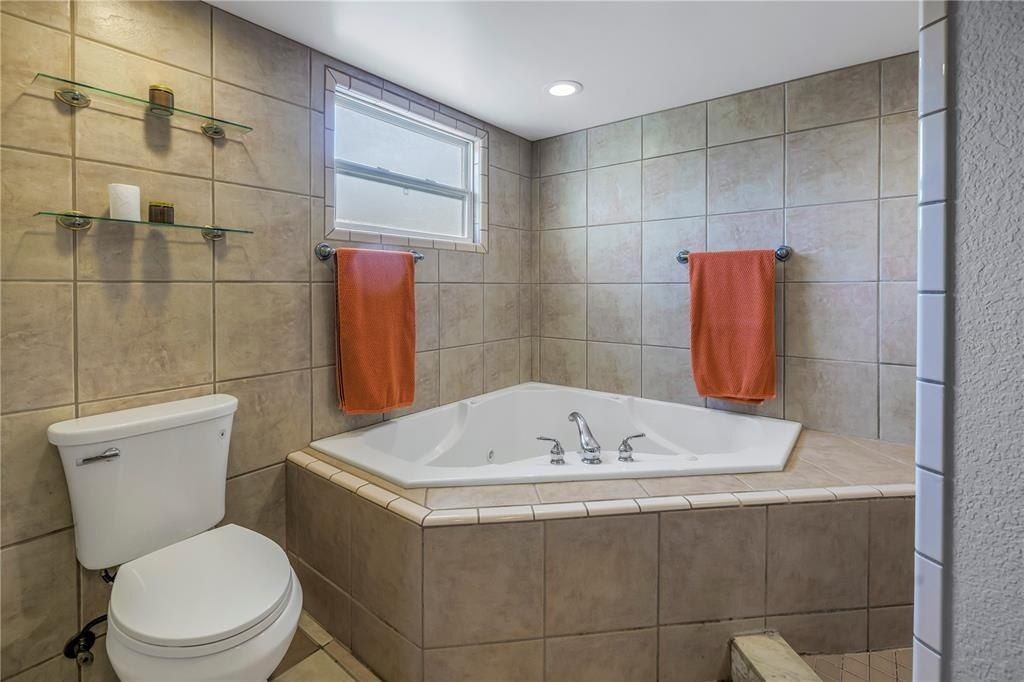 540 Villagrande Avenue S, Saint Petersburg, FL 33707 Photo