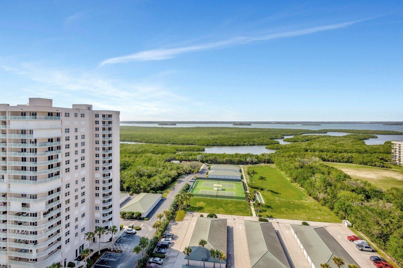 5051 N Highway A1a, Unit Ph 2-3, Hutchinson Island, FL 34949 Photo